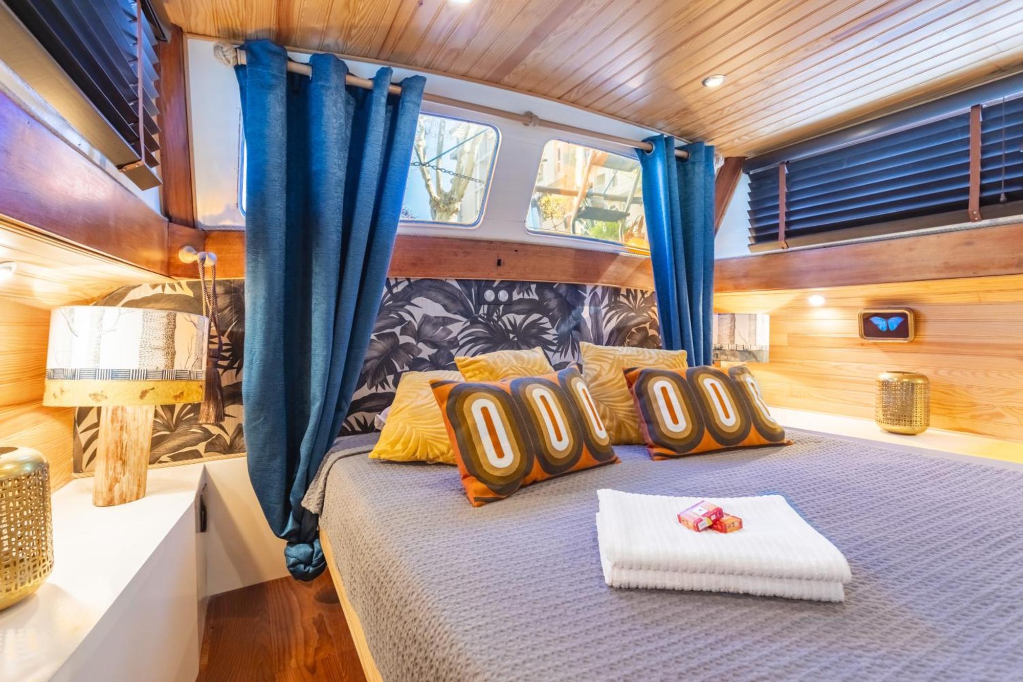 Bateau Le Nubian Hotel Narbonne Ngoại thất bức ảnh